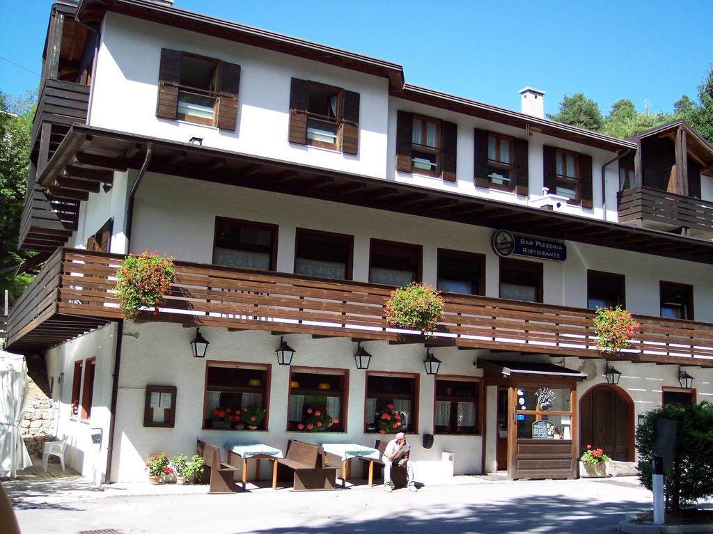 Appartamenti Vacanze Lagolo Lagolo di Calavino Εξωτερικό φωτογραφία